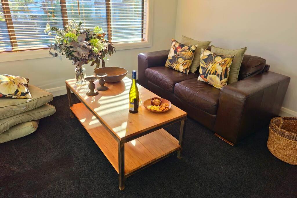 Apartment 2 - Haddin Court - Stunning Executive Blenheim Ngoại thất bức ảnh