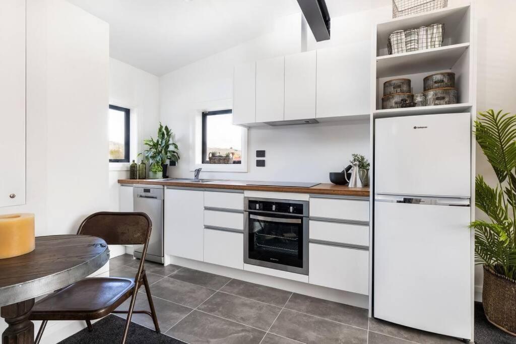 Apartment 2 - Haddin Court - Stunning Executive Blenheim Ngoại thất bức ảnh