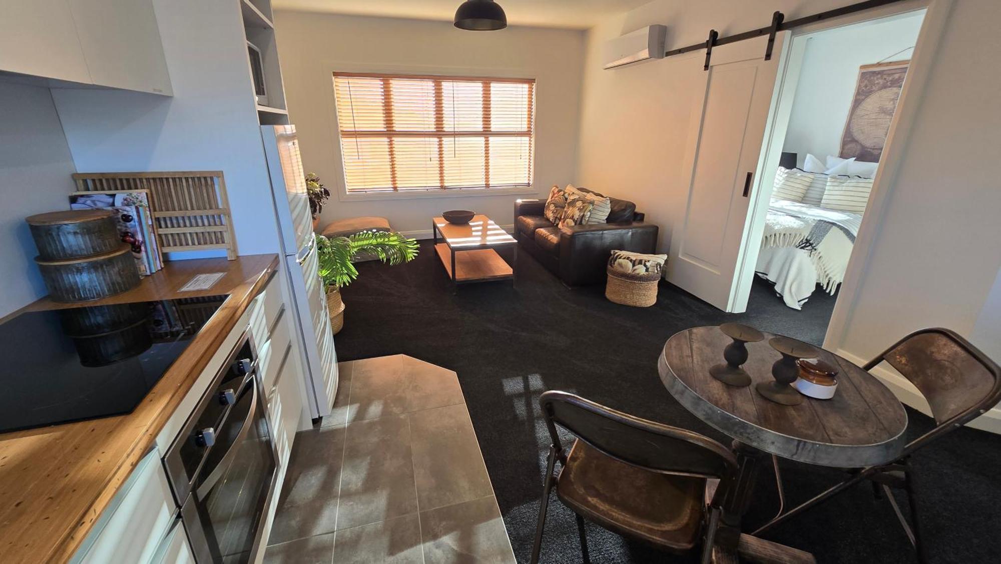 Apartment 2 - Haddin Court - Stunning Executive Blenheim Ngoại thất bức ảnh
